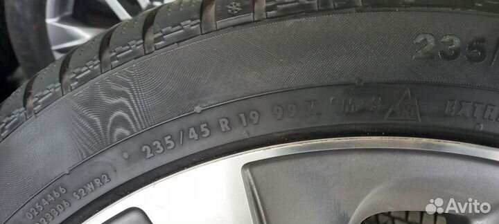 Continental ContiWinterContact TS 830 P 235/45 R19 99V