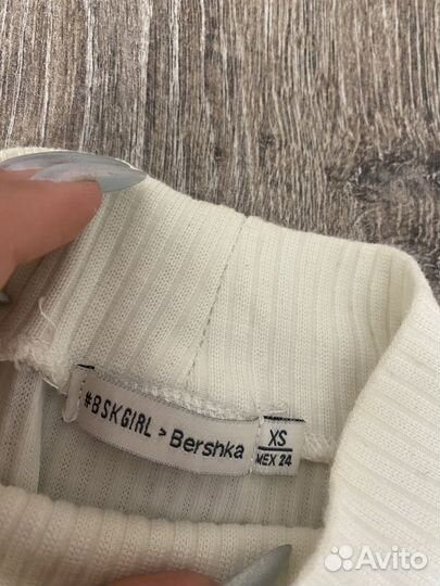 Водолазка bershka