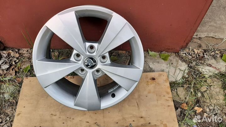 Легкосплавный колесный диск Velorum 6.5Jx16