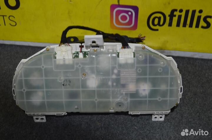 Панель приборов Mazda