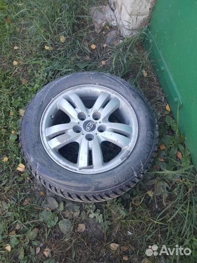 Goodyear Ultragrip Ice Arctic 205/60 R16 96T