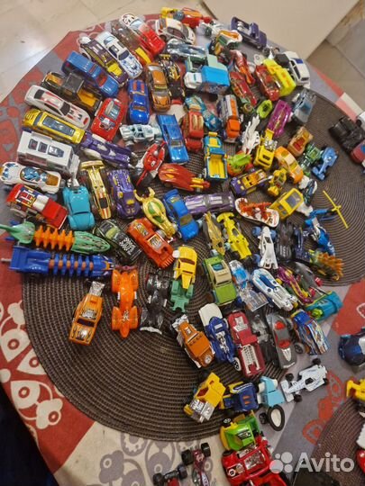 Hot wheels машинки