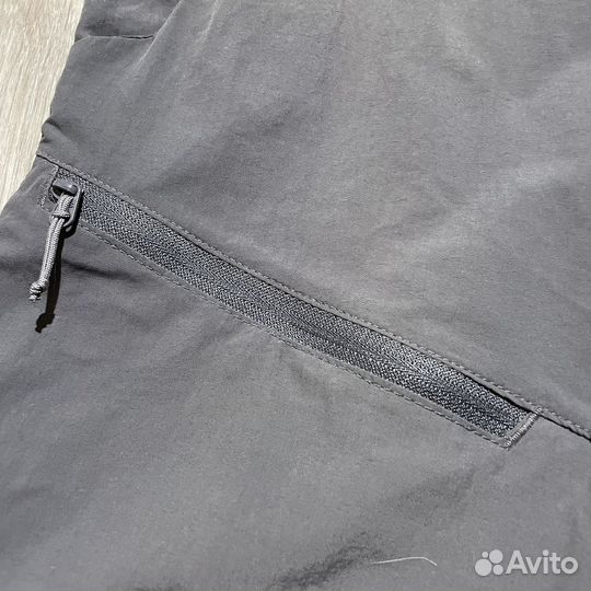 Треккинговые шорты Quechua как Arcteryx