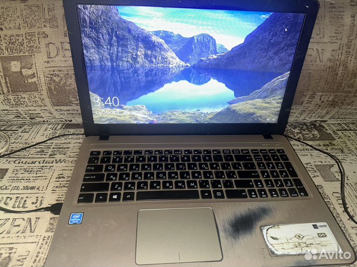 Ноутбук asus Х540M