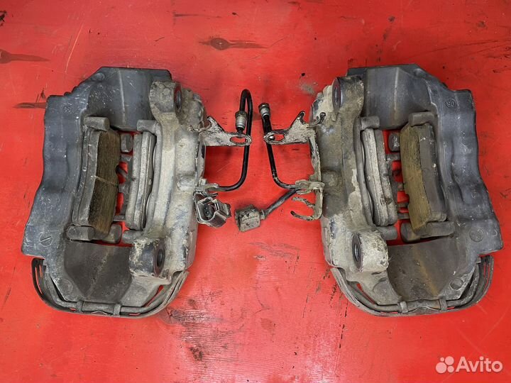 Суппорт задний brembo Audi Q7 4.2 BAR