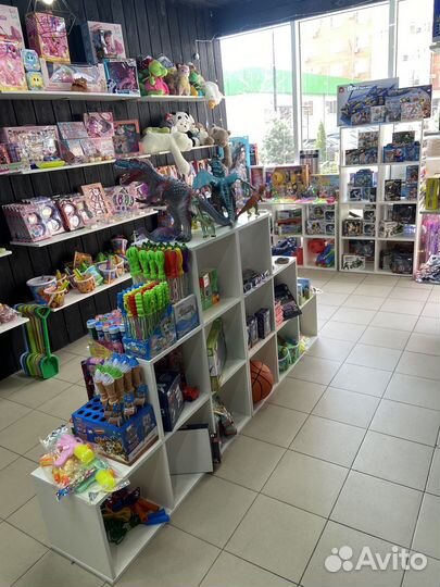 Детский магазин игрушек