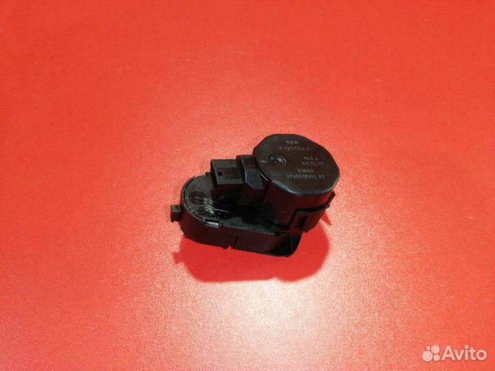 Сервопривод заслонок печки Land Rover Range Rover