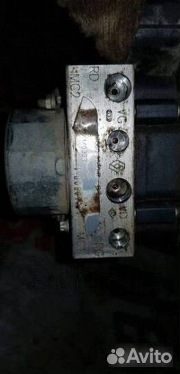 Блок ABS (насос) Renault Logan седан K4M2842 2014