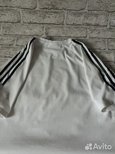 Футболка adidas