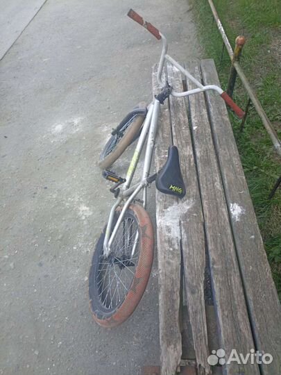 Трюковой велосипед BMX