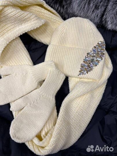 Шапка снуд и варежки