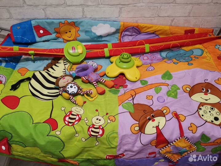 Развивающий коврик tiny love safari