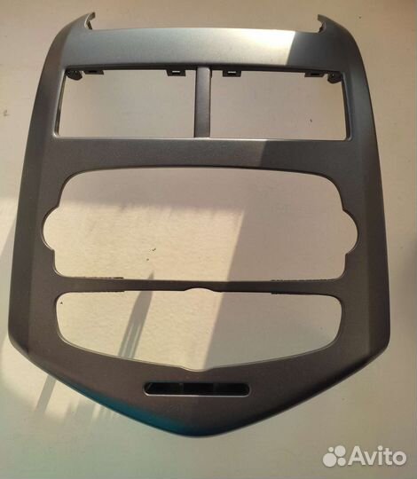 Рамка штатной магнитолы