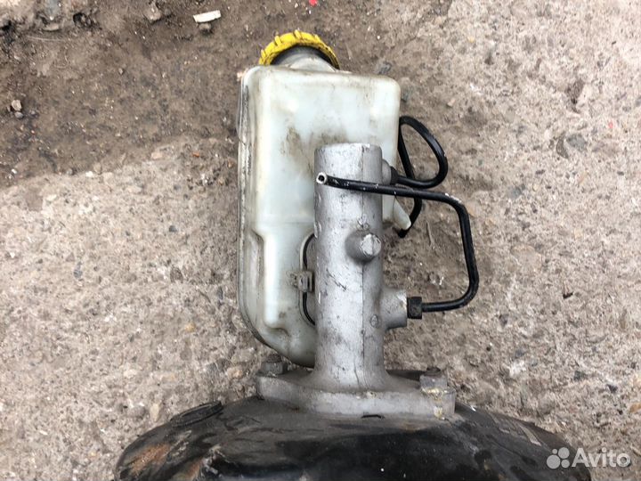 Усилитель тормозов на Фольксваген транспортёр т5