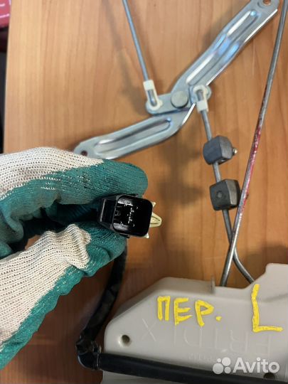 Замок двери передний левый hyundai getz Гетц