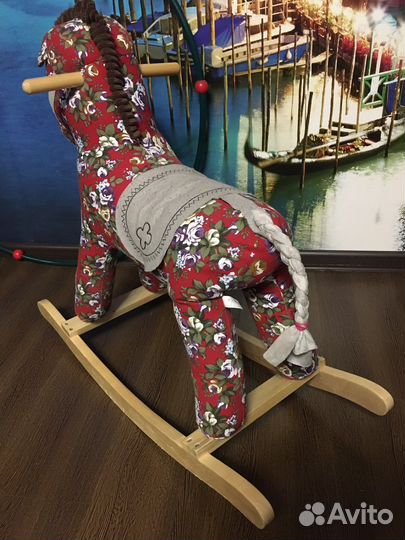 Качалка лошадь