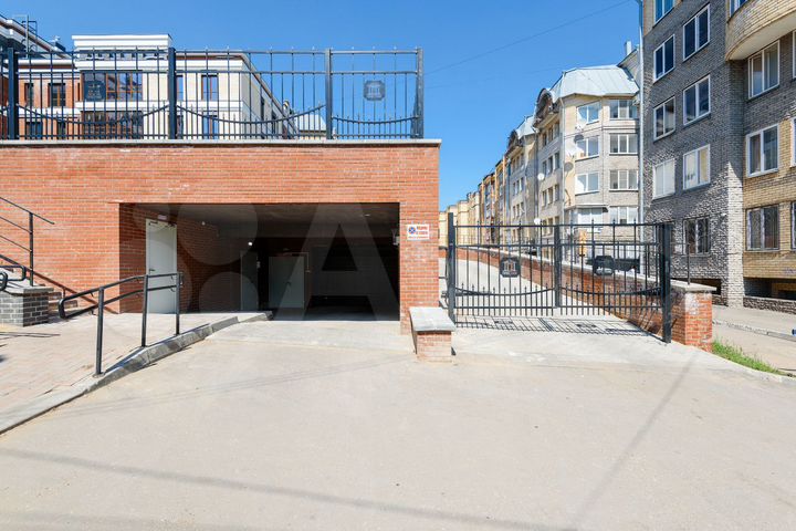 Машиноместо, 14 м²