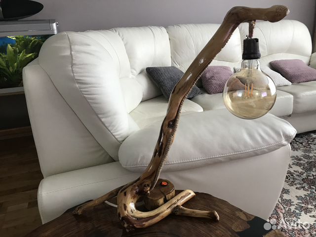 Светильник. Настольная лампа. Лиственница