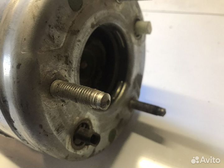 Амортизатор передний Мерседес w213 amg 4 matic