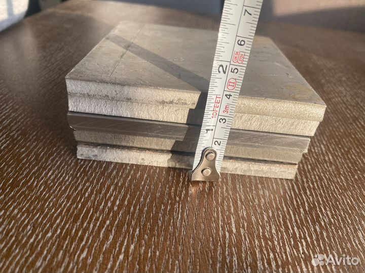 Алюминиевые пластины 10х10х0.7 см пять штук за 500