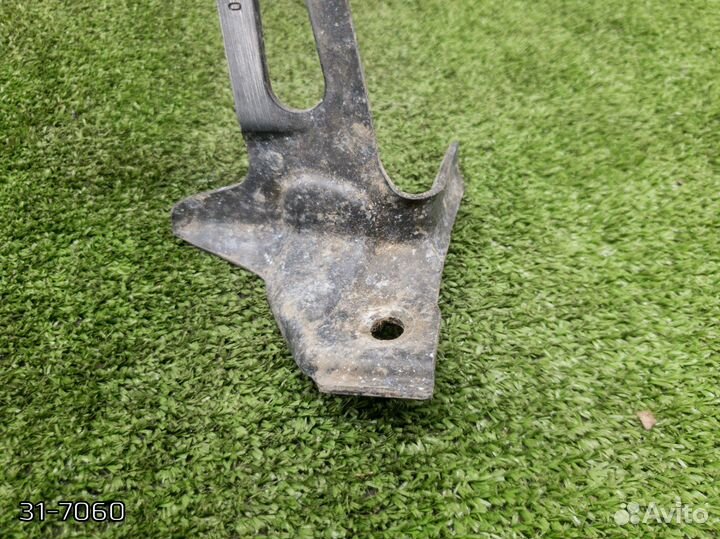 Кронштейн Audi Allroad