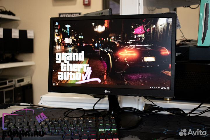 Монитор ЖК 20 дюймов LG DVI/VGA