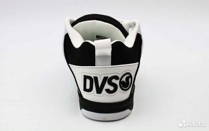 Кроссовки DVS