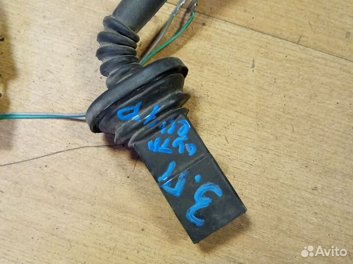 Проводка. Коса задней двери Mitsubishi outlander1