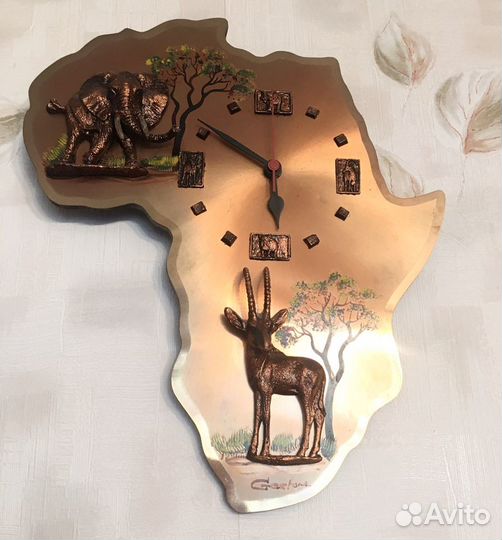 Часы настенные Африка