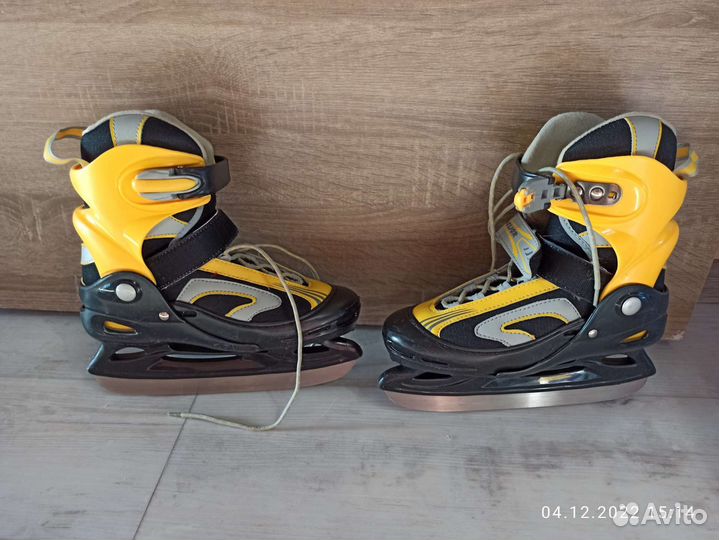 Коньки хоккейные, снегокат