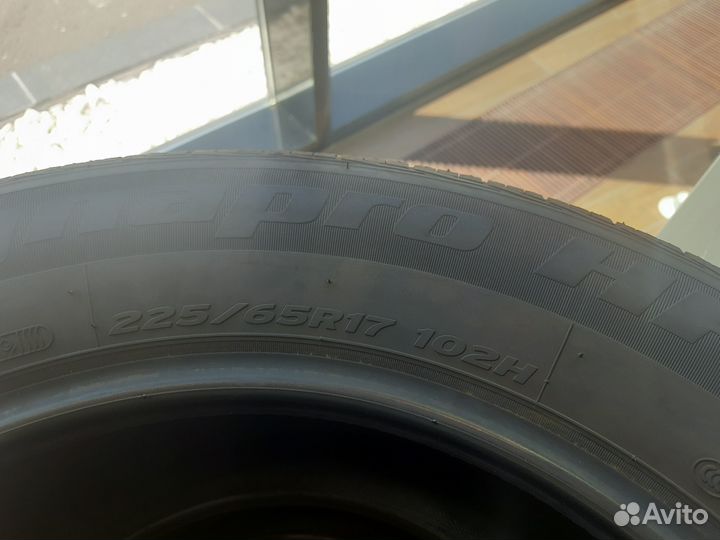 Hankook Dynapro HP2 RA33 225/65 R17 102H