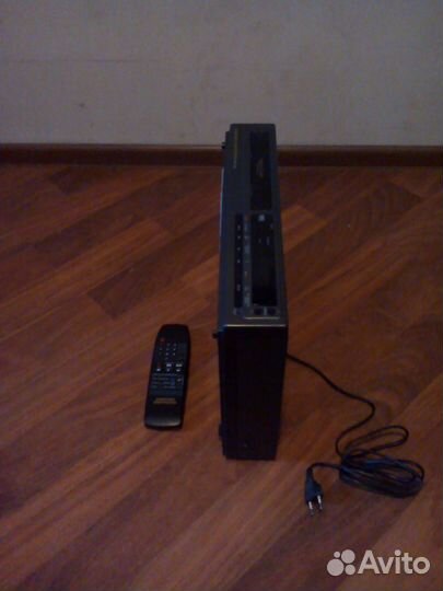 Продаю Электронику вм-1230, с пультом