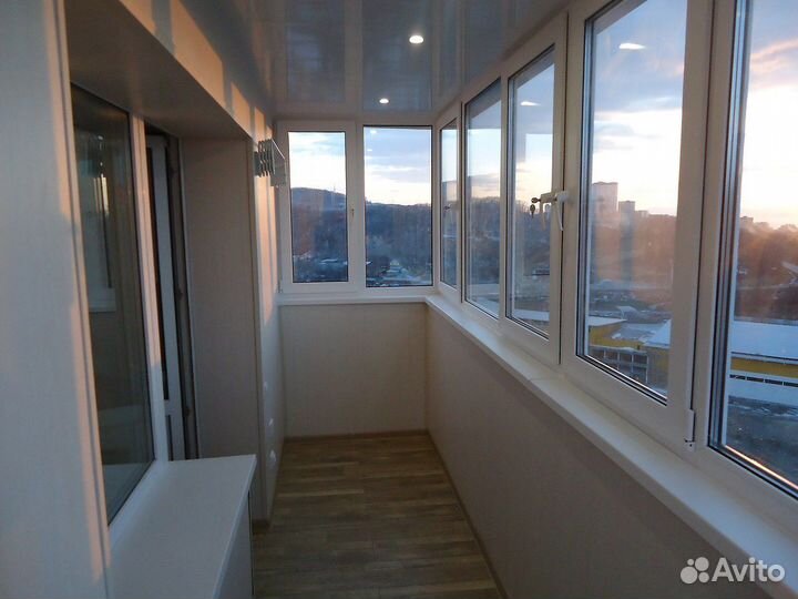 Остекление балконов и лоджий. Отделка балконов