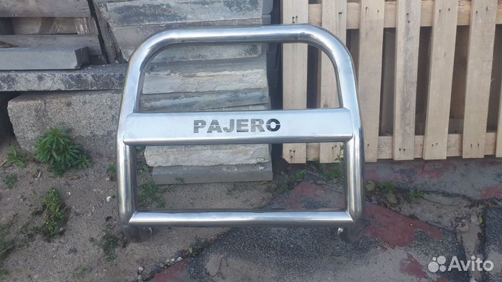 Кенгурятник Mitsubishi Pajero