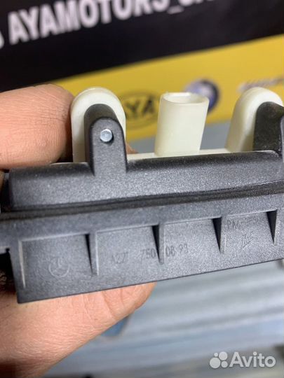 Ручка багажника w221