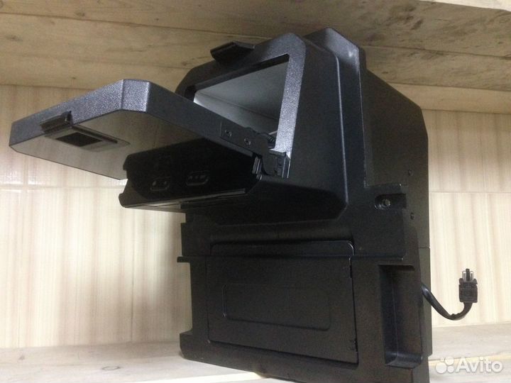 Продам компрессорный холодильник для Мерседес 221