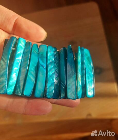 Браслет из натурального перламутра бирюзовый