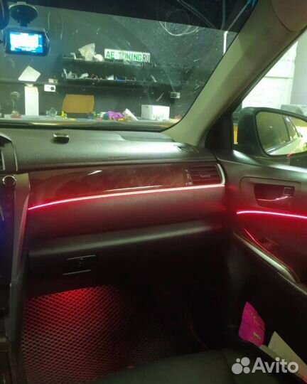 Амбиентная подсветка салона на Toyota Camry