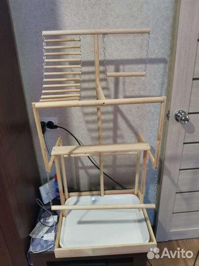 Игровая площадка для попугая