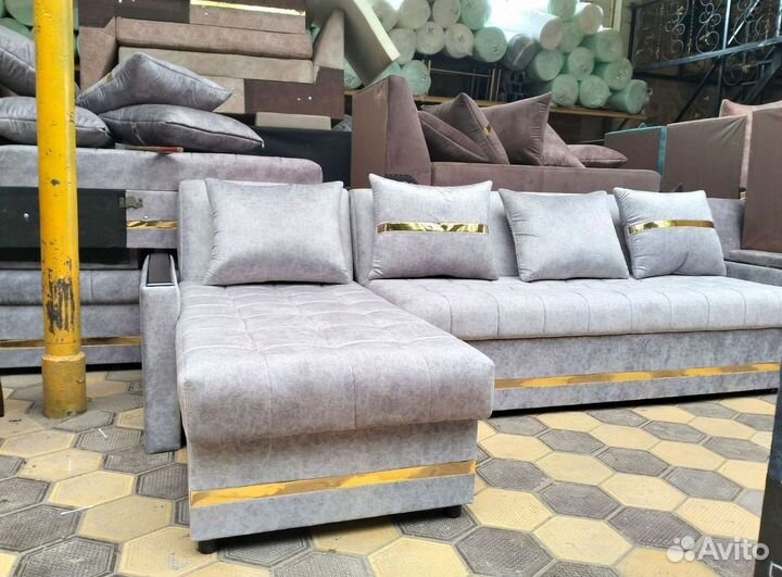 Угловой диван в наличии не б/у