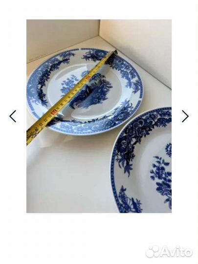 Фарфоровые тарелки набор