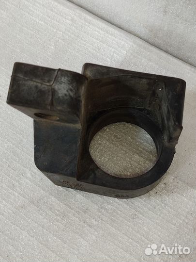 Кронштейн доп помпы bmw x5 e53