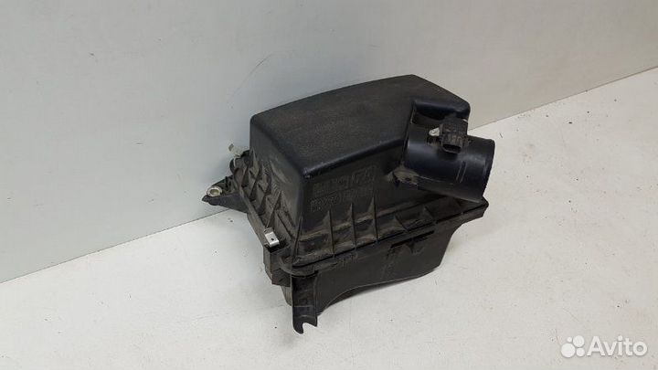 Корпус воздушного фильтра Toyota Camry V55 2014