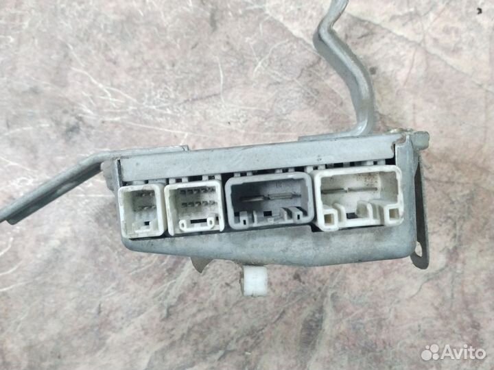 Toyota 8965-02010