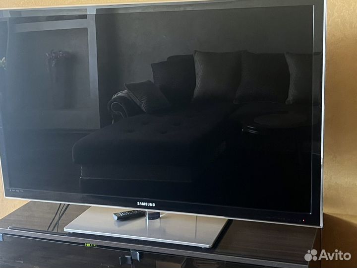 Телевизор samsung