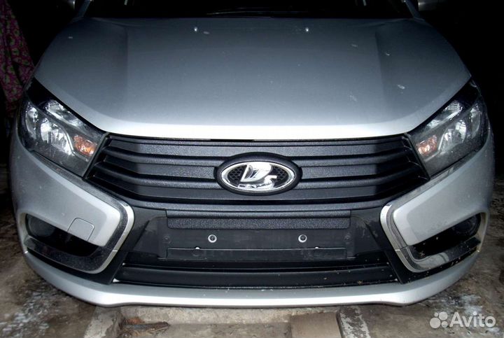 Зимняя защита радиатора Лада Веста