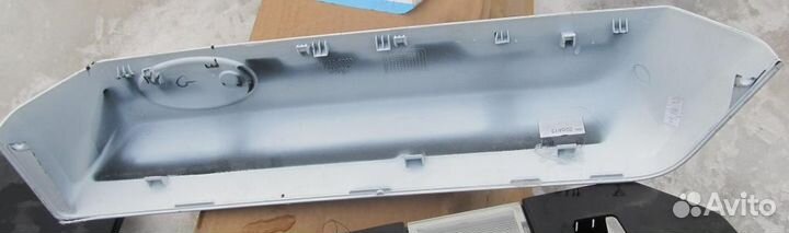 Discovery 3 2004-2013 накладка ручки багажника