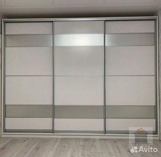 Шкаф купе угловой