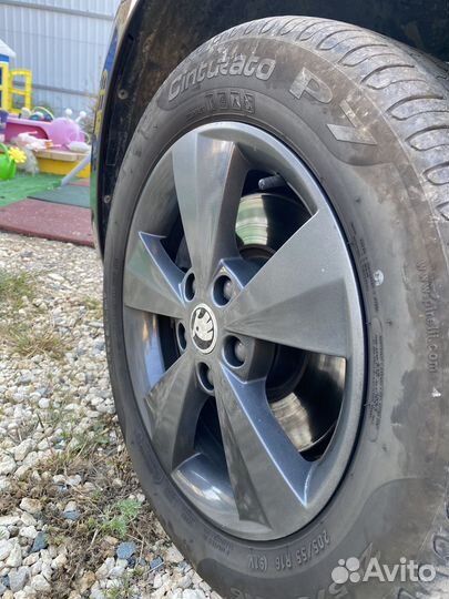 Pirelli Cinturato P7 205/55 R16