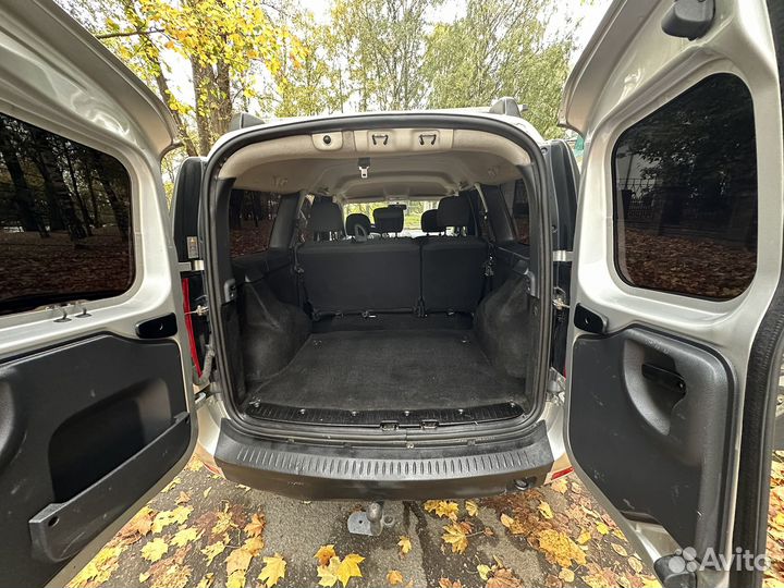 LADA Largus 1.6 МТ, 2014, 251 000 км